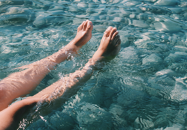 cómo mejorar la circulación de las piernas en verano