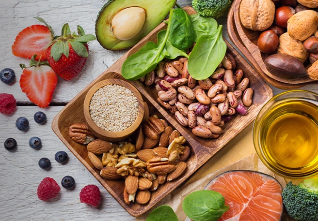 Alimentos que pueden mejorar tus piernas cansadas