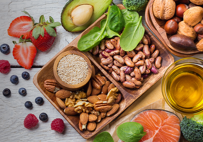 Alimentos que pueden mejorar tus piernas cansadas 